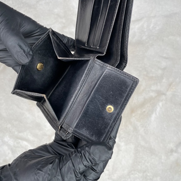 LOUIS VUITTON MENS WALLET - Picture 4 of 12